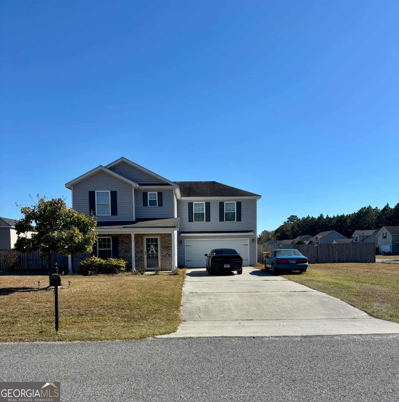 a house view with a outdoor space