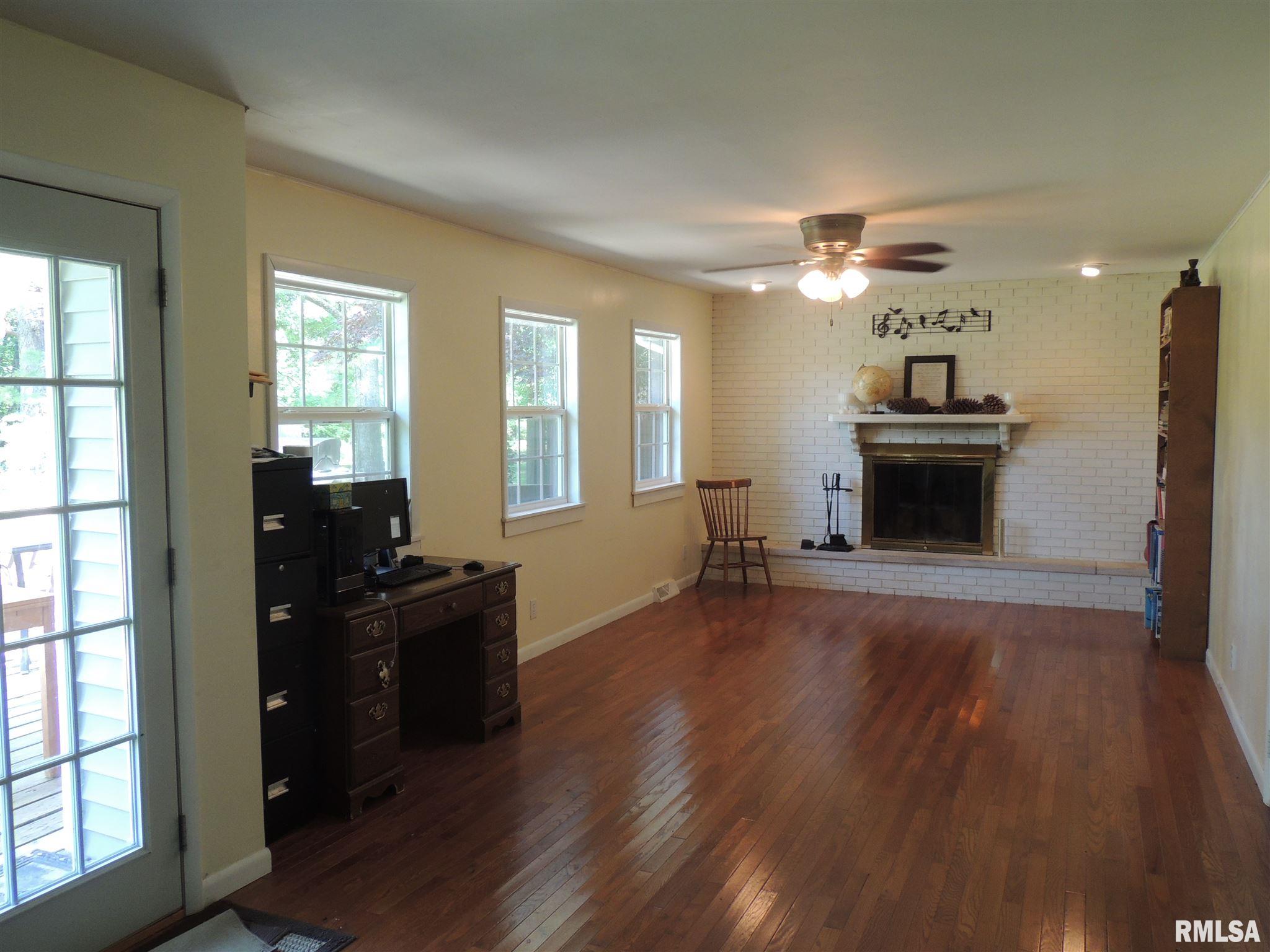 87 Fairway Vista Road Murphysboro, IL 62966 - Photo 15 of 33 Gallery Image 15