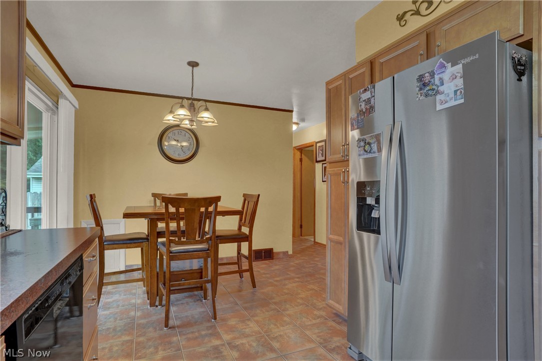 4160 Kirk Road Youngstown, OH 44511 - Photo 10 of 35 Gallery Image 10