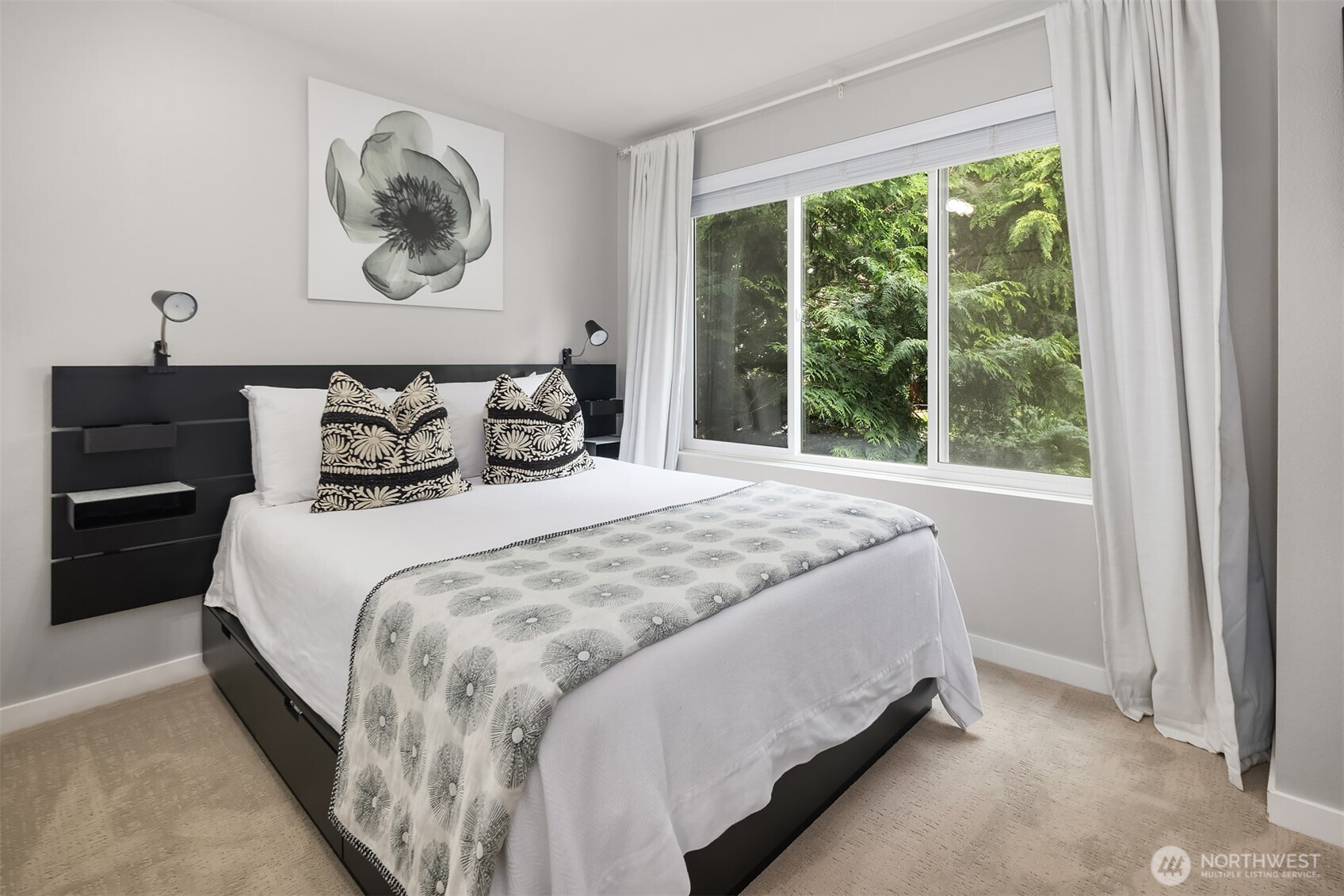23300 Southeast Black Nugget Road, Unit M2 Issaquah, WA 98029 - Photo 24 of 36
