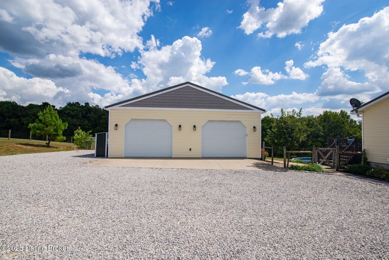 13890 Salt River Road Eastview, KY 42732 - Photo 44 of 67 13890 Salt River Rd-73