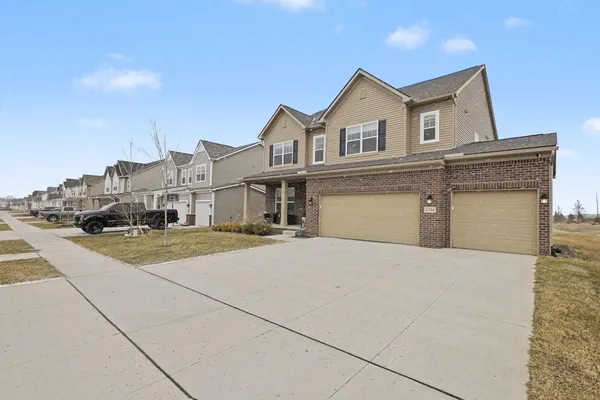 $639,900 | 2744 Salt Springs Drive, Saline, MI 48176