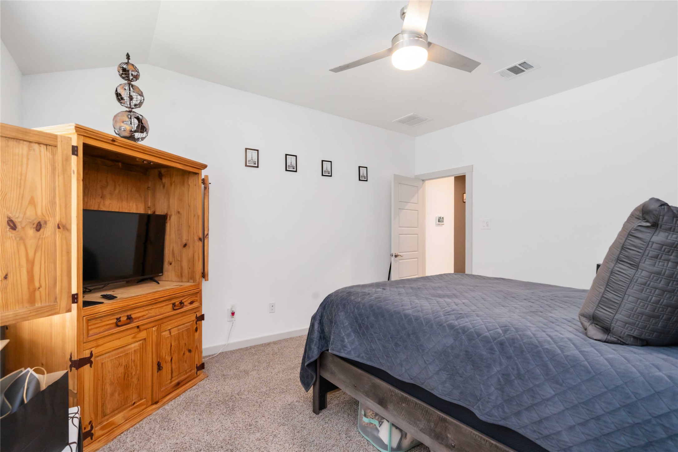 7730 Robert Rosharon, TX 77583 - Photo 12 of 18