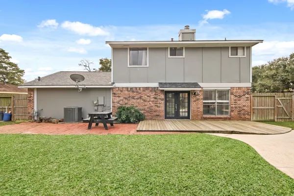 $2,000 | 17610 Possums Run Drive, Humble, TX 77396