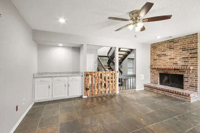 $2,300 | 17610 Possums Run Drive, Humble, TX 77396