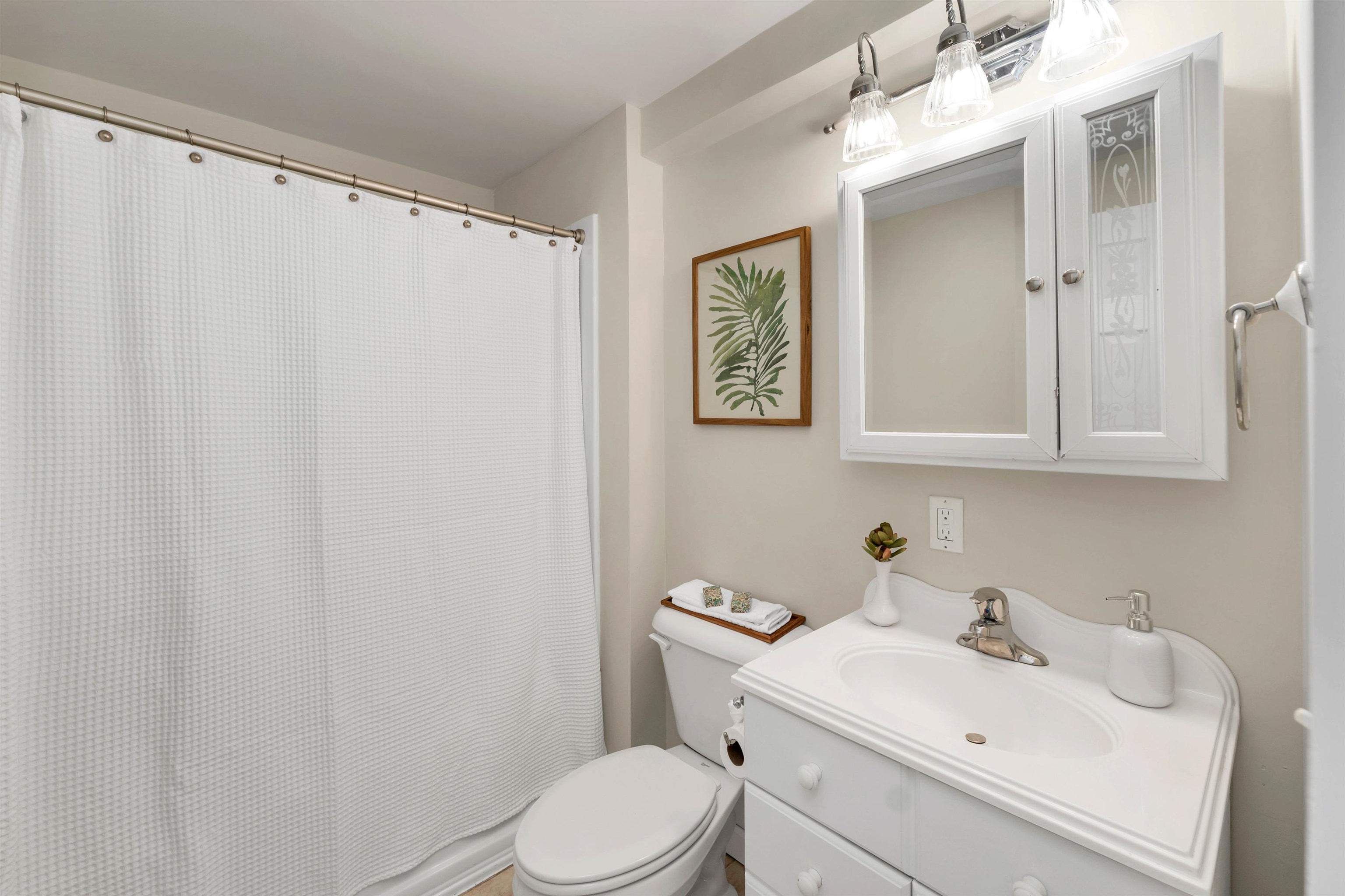 28 Seabury Hampton, NH 03842 - Photo 11 of 35