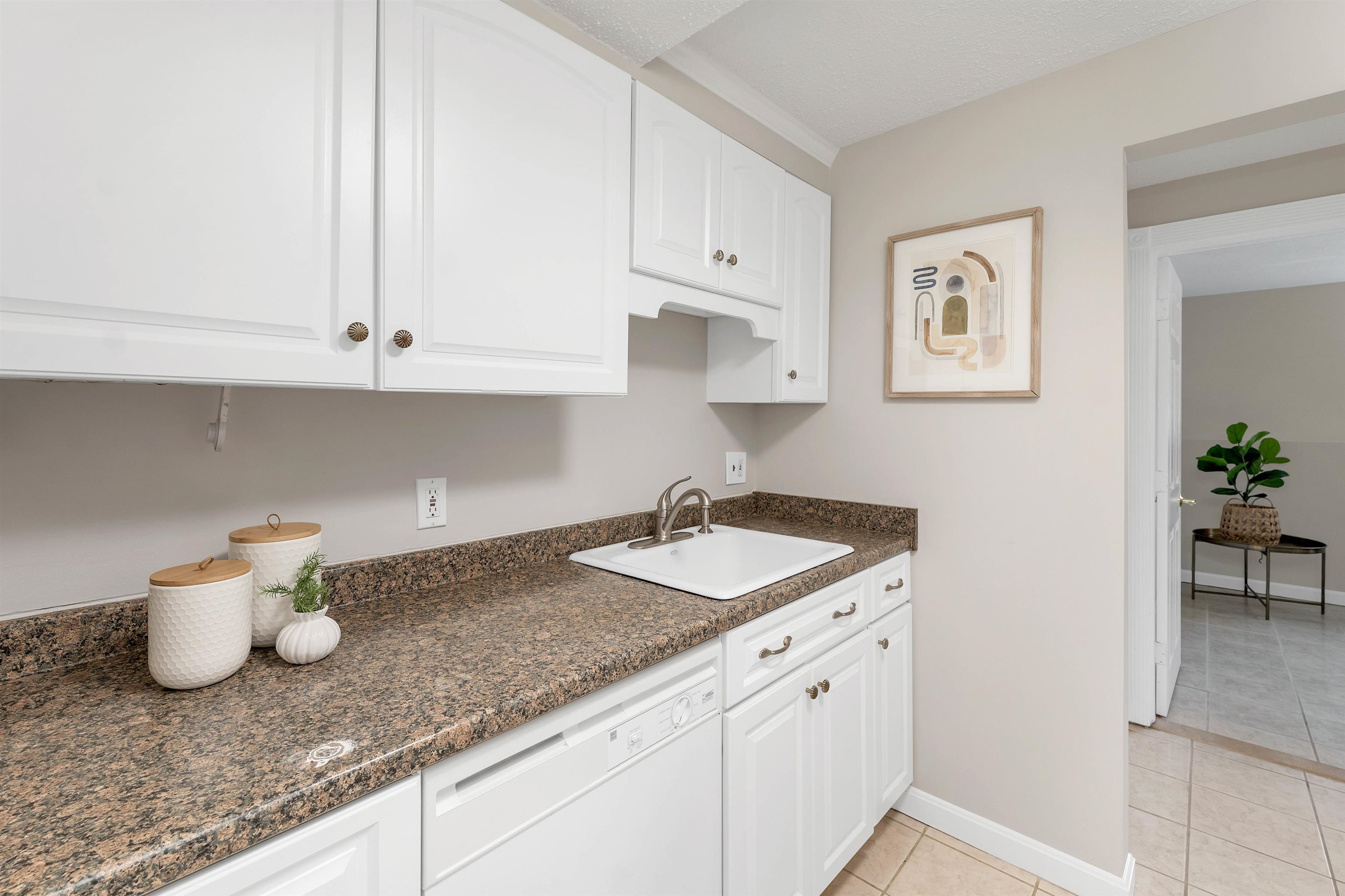 28 Seabury Hampton, NH 03842 - Photo 3 of 35