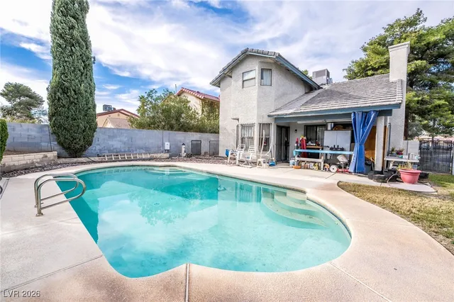 $378,888 | 3717 North Veneer Lane, Las Vegas, NV 89108