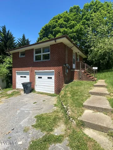 $865,000 | 1530 Woodland Avenue, Kingsport, TN 37665