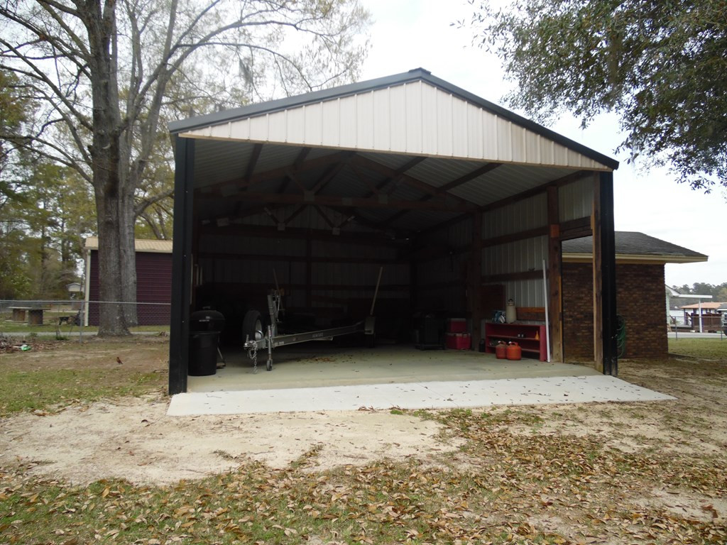 1591 Clubhouse Road Summerton, SC 29148 - Photo 7 of 11 Gallery Image 7