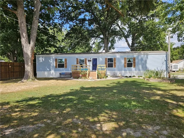 $120,000 | 205 South Missouri Street, Greenup, IL 62428