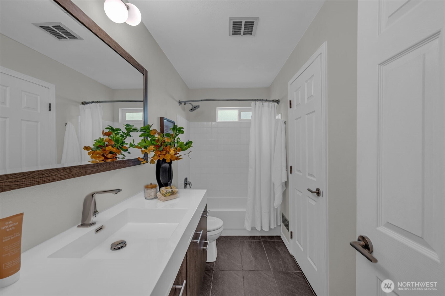 11633 18th Avenue Southwest Burien, WA 98146 - Photo 20 of 40