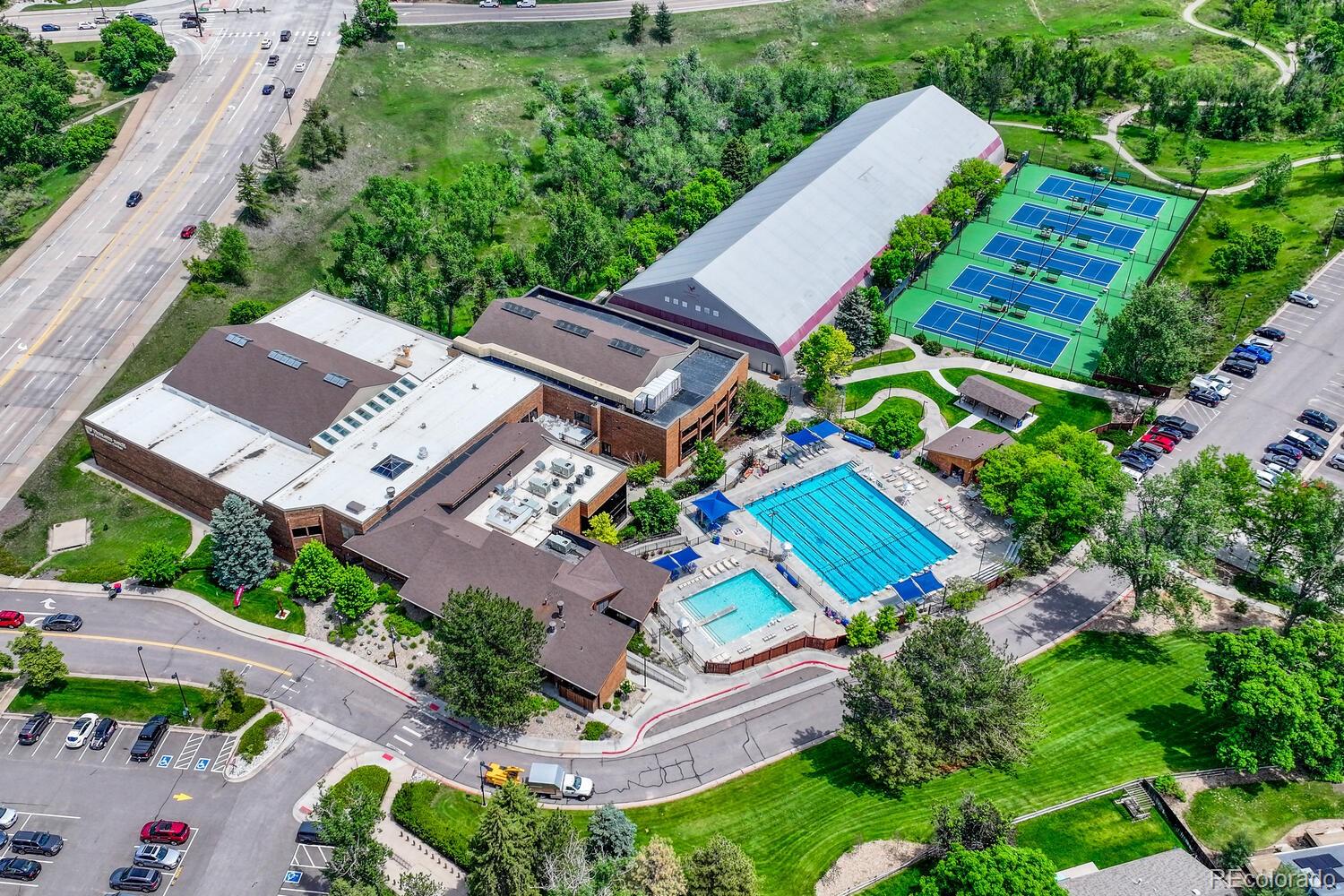 302 Northridge Road Highlands Ranch, CO 80126 - Photo 33 of 36 an aerial view of a house with a garden