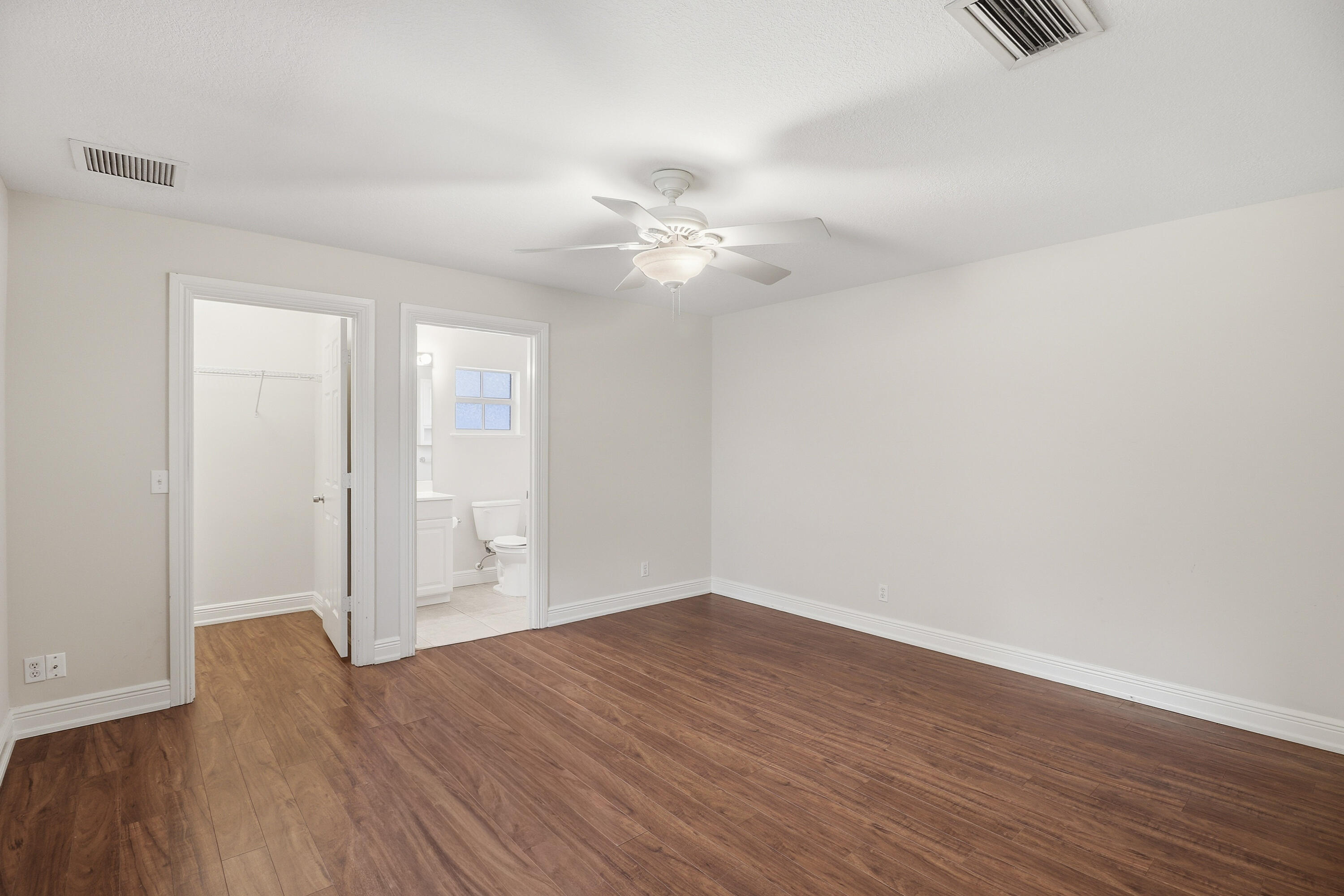 5802 Southeast Wesley Avenue Stuart, FL 34997 - Photo 25 of 31 13-IMG_0447