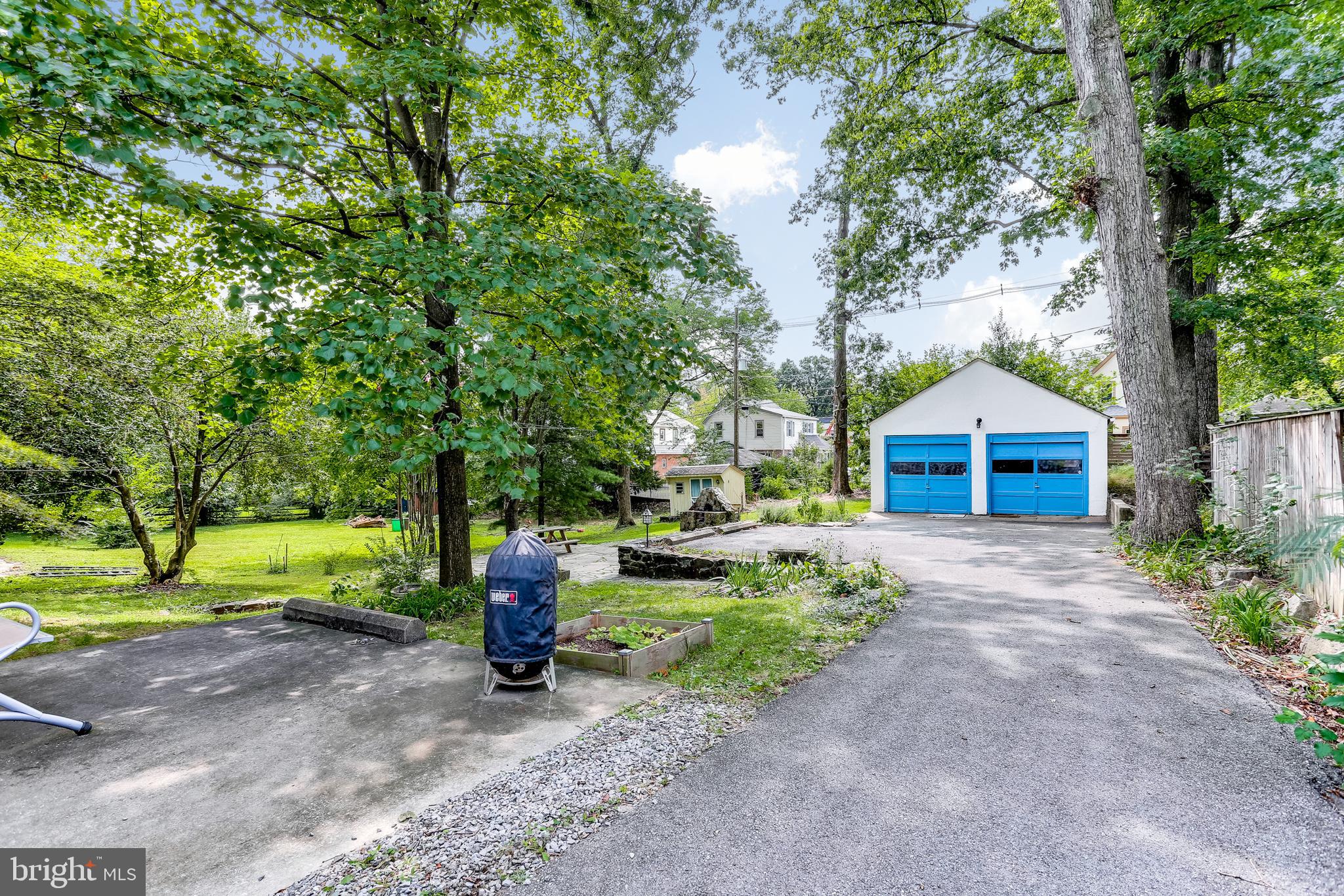 508 Stamford Road Baltimore, MD 21229 - Photo 40 of 41 Driveway to Garage