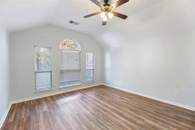 $2,400 | 5541 Dunn Hill Drive, Fort Worth, TX 76137