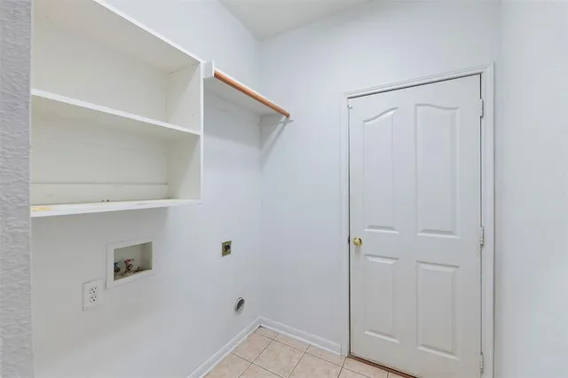 $2,400 | 5541 Dunn Hill Drive, Fort Worth, TX 76137