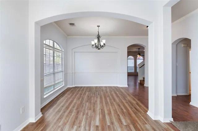 $2,400 | 5541 Dunn Hill Drive, Fort Worth, TX 76137