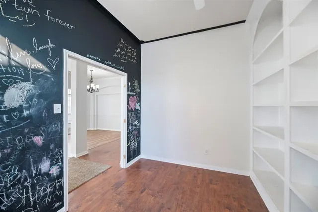 $2,400 | 5541 Dunn Hill Drive, Fort Worth, TX 76137