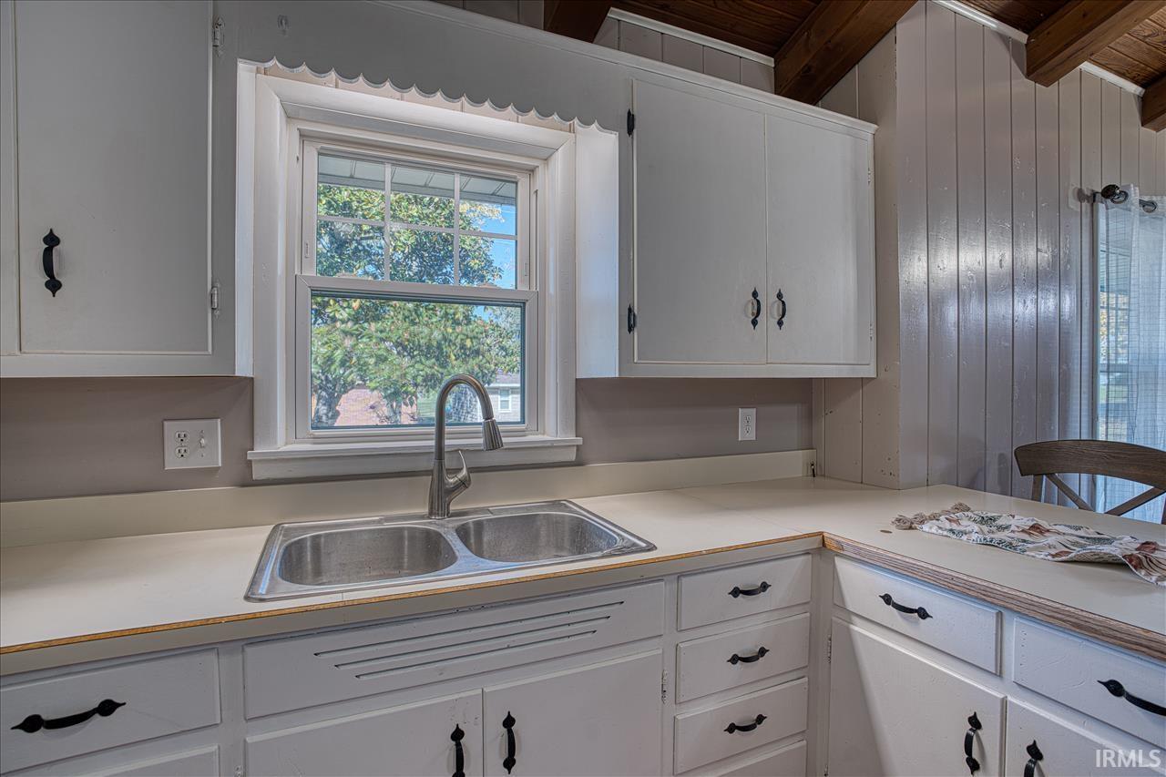 342 Emmick Street Mount Vernon, IN 47620 - Photo 12 of 35