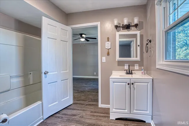 $259,900 | 342 Emmick Street, Mount Vernon, IN 47620