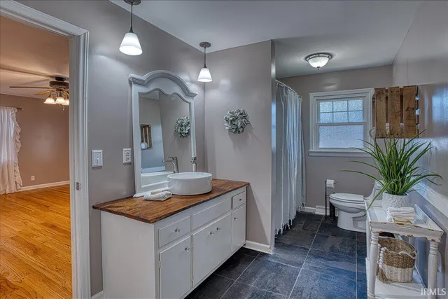 $259,900 | 342 Emmick Street, Mount Vernon, IN 47620