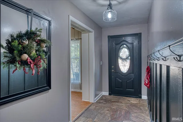 $259,900 | 342 Emmick Street, Mount Vernon, IN 47620