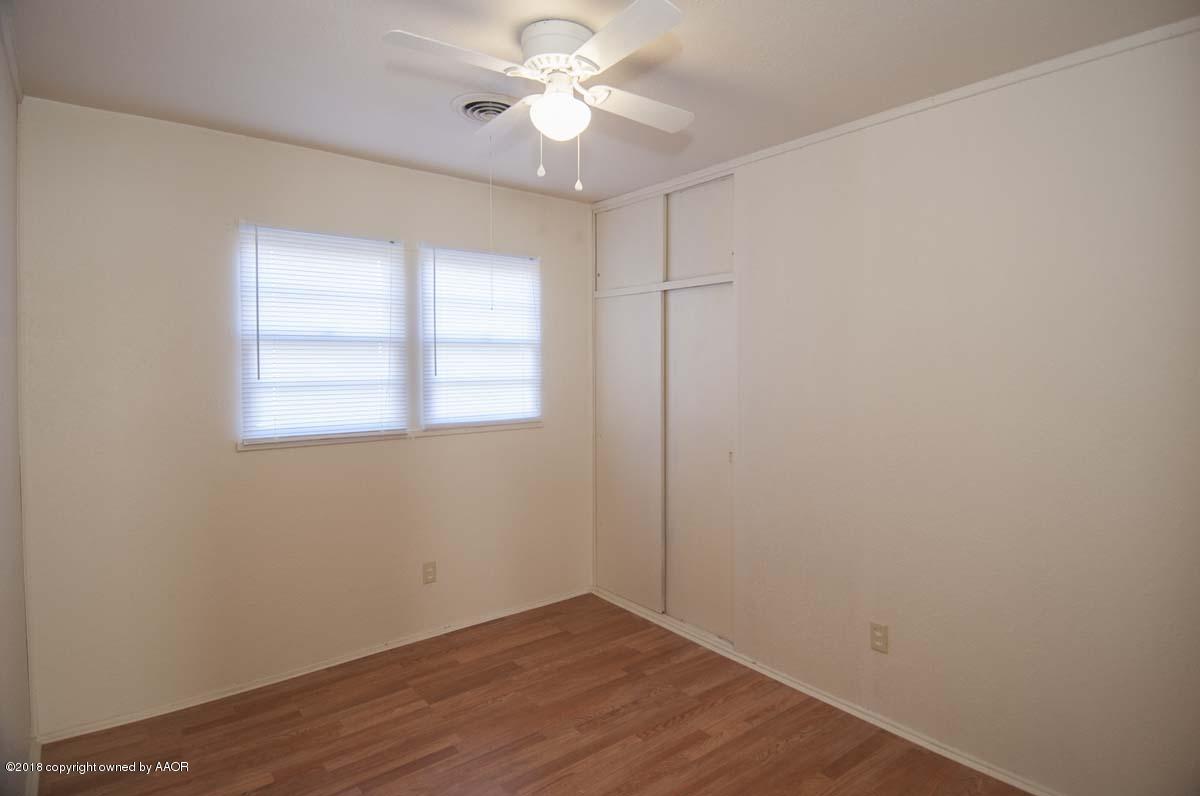 5008 Bowie Street Amarillo, TX 79110 - Photo 17 of 27 BEDROOM 3 VIEW 1