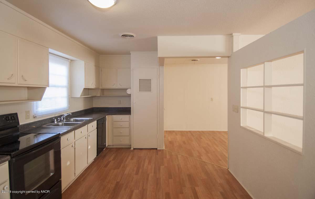 5008 Bowie Street Amarillo, TX 79110 - Photo 6 of 27 KITCHEN VIEW 2