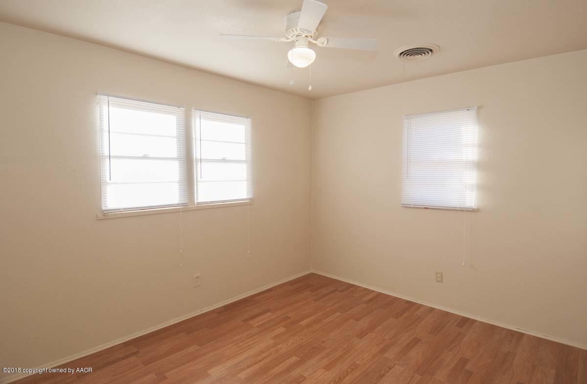 5008 Bowie Street Amarillo, TX 79110 - Photo 10 of 27 MASTER VIEW 1