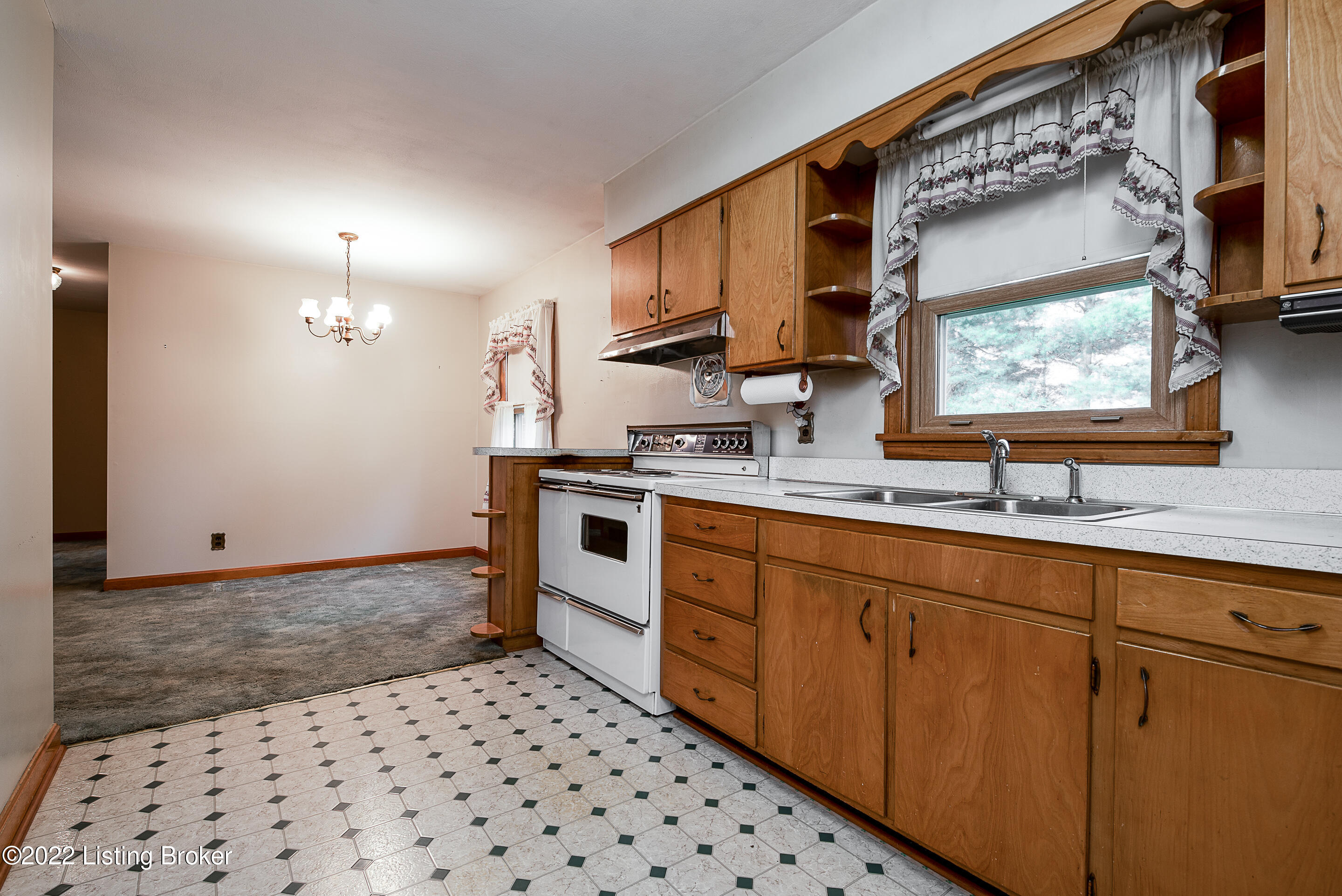 6708 Fernhaven Road Louisville, KY 40228 - Photo 5 of 14 AA Fern Kitchen 2