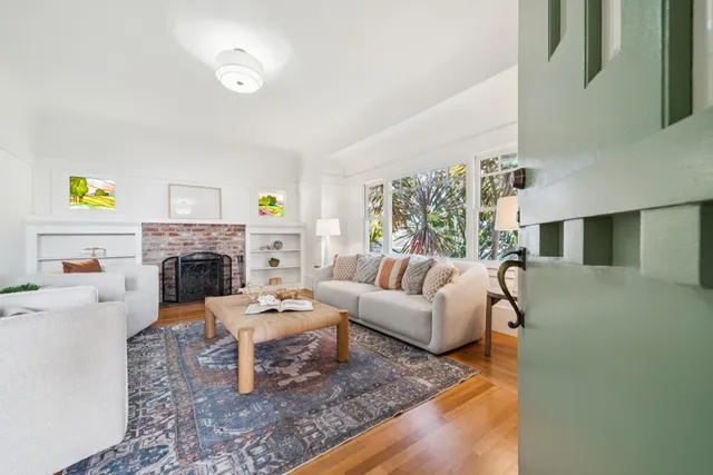 $899,000 | 3846 Beaumont Avenue, Oakland, CA 94602