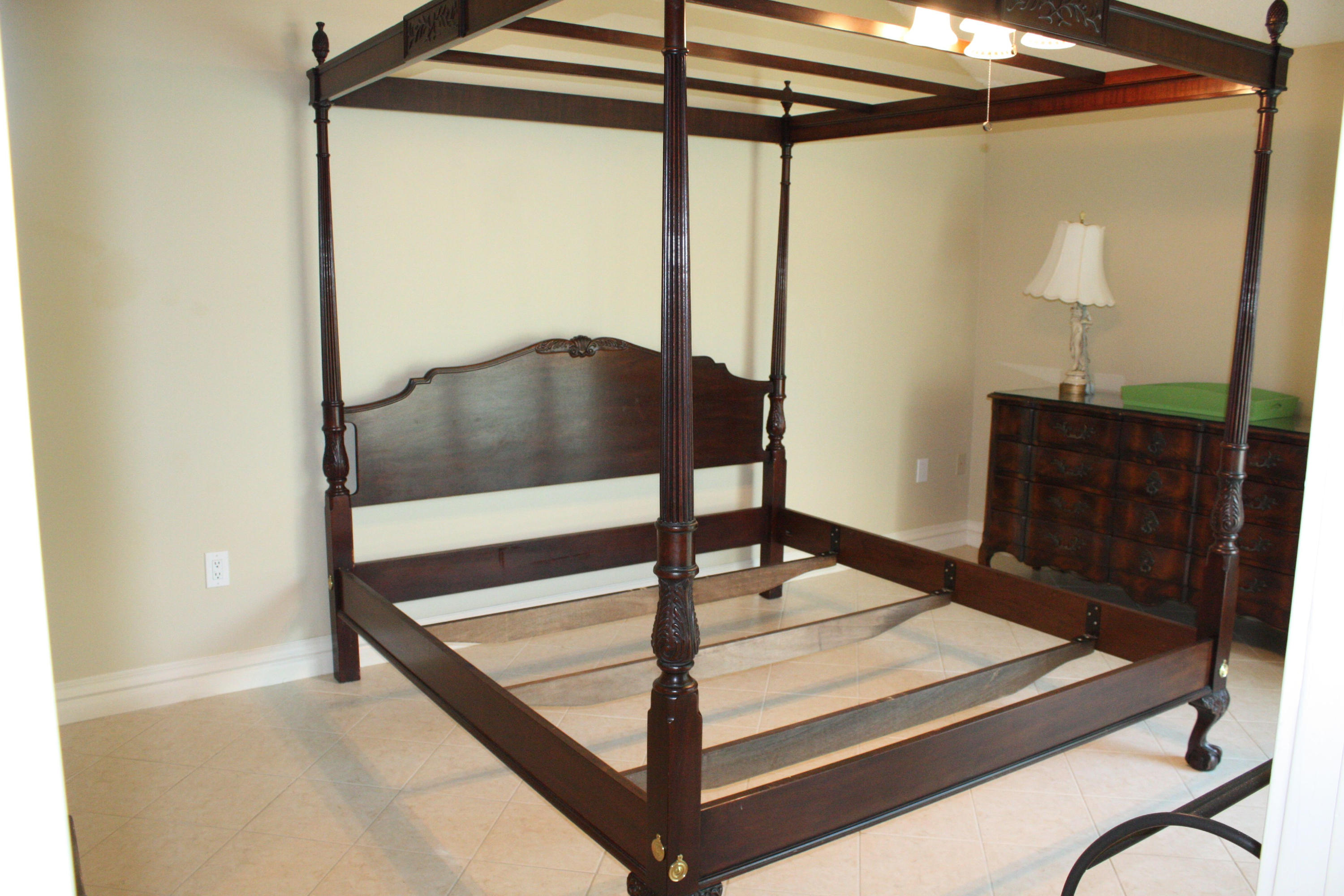 118 Knoll Way Jupiter, FL 33477 - Photo 14 of 32 Master Bedroom