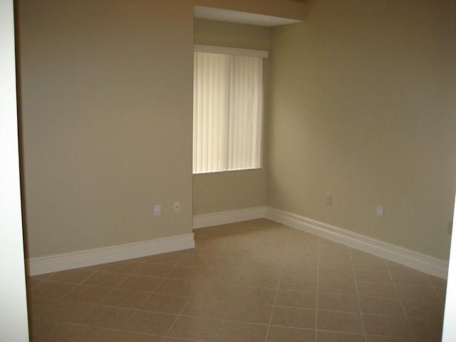 118 Knoll Way Jupiter, FL 33477 - Photo 17 of 32 Bedroom