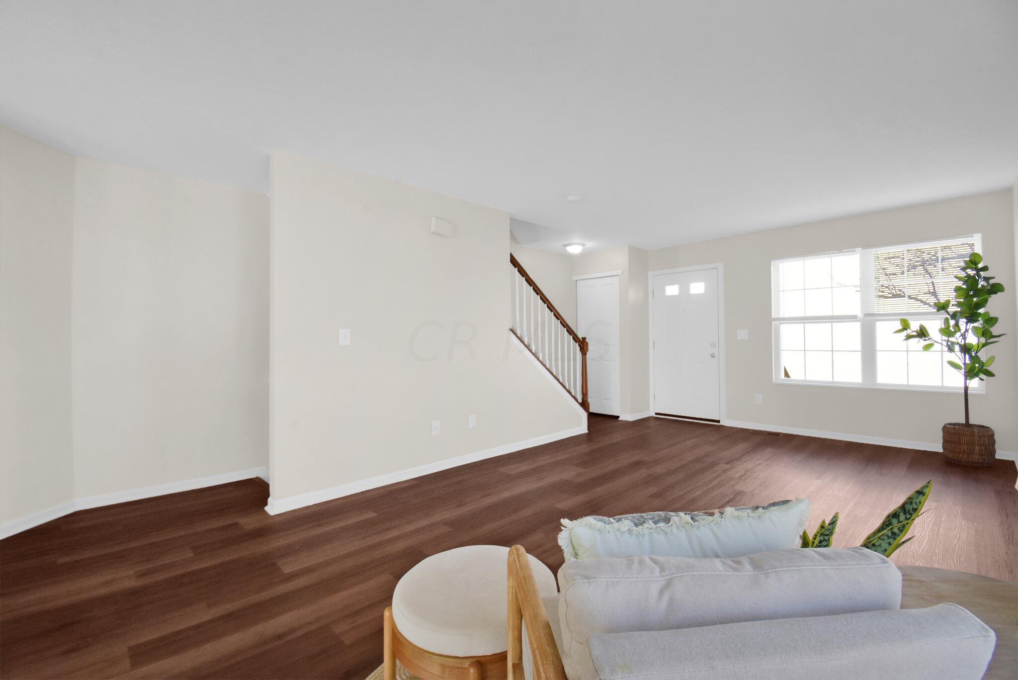 8269 Bruntsfield Road Columbus, OH 43235 - Photo 7 of 28 Living Room