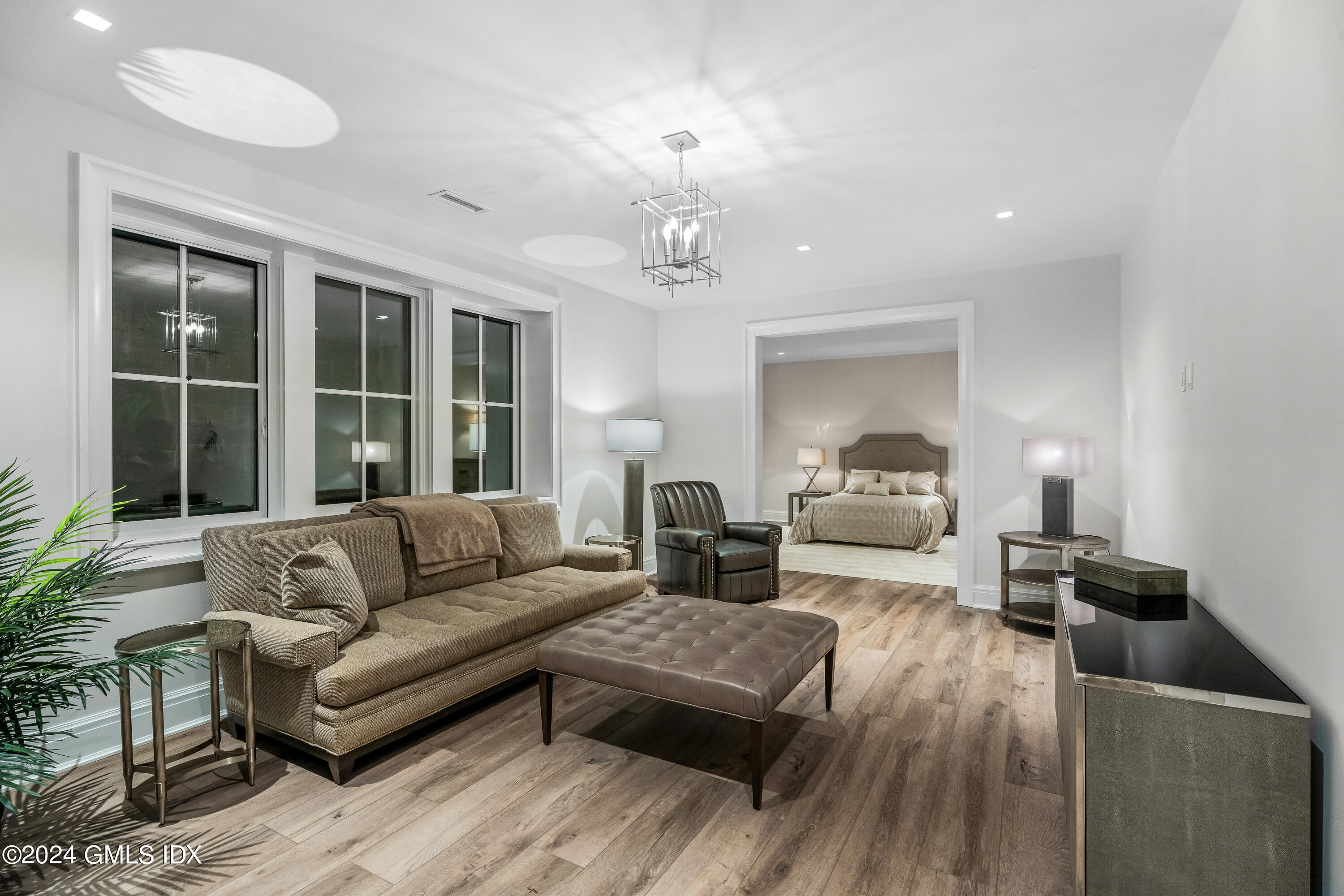 543 Stanwich Road Greenwich, CT 06831 - Photo 4 of 24 22.41 Lower Level Living