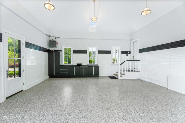 $16,200,000 | 543 Stanwich Road, Greenwich, CT 06831