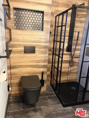 $5,200 | 3541 5th Street, Riverside, CA 92501