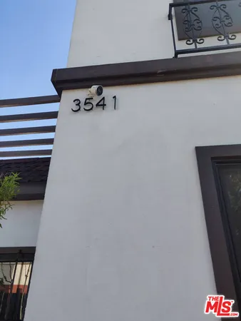 $5,200 | 3541 5th Street, Riverside, CA 92501