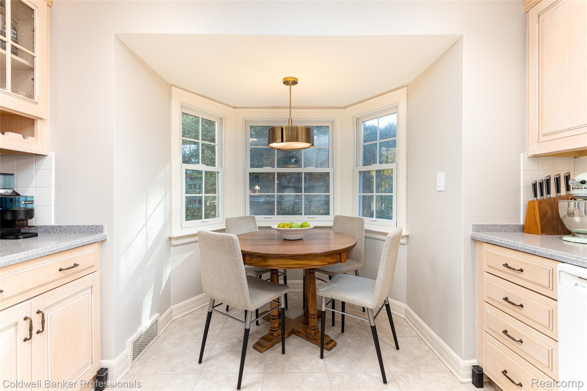 265 Moross Road Grosse Pointe, MI 48236 - Photo 17 of 40 265 Moross Rd (15 of 42).jpg