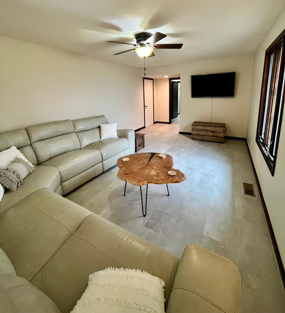 17830 East 1600th Street Bushnell, IL 61422 - Photo 8 of 27