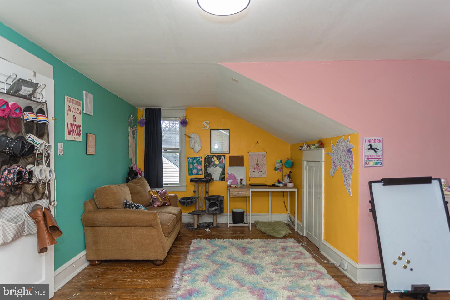 877 Edge Hill Road Glenside, PA 19038 - Photo 20 of 25 Bonus Sitting area