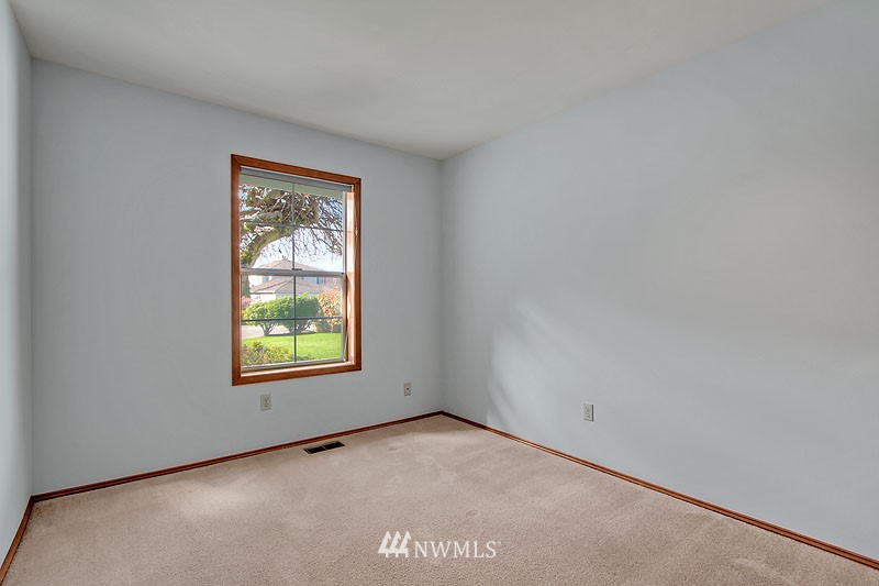 814 Aloha Place Edmonds, WA 98020 - Photo 14 of 25 Gallery Image 14