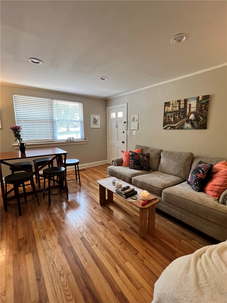 101 Clinton Drive, Unit B Anderson, SC 29621 - Photo 4 of 18 This inviting living space features gleaming hardwood floors and ample natural light, perfect for everyday living.