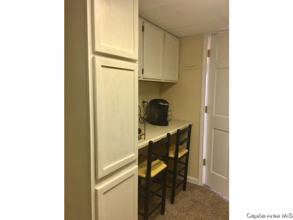 796 Pine Knob Road Petersburg, IL 62675 - Photo 34 of 34 Gallery Image 34