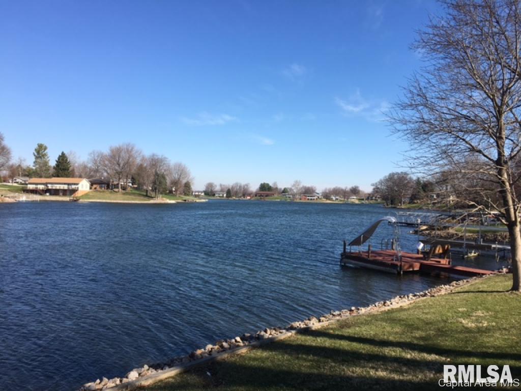 796 Pine Knob Road Petersburg, IL 62675 - Photo 6 of 34 Gallery Image 6