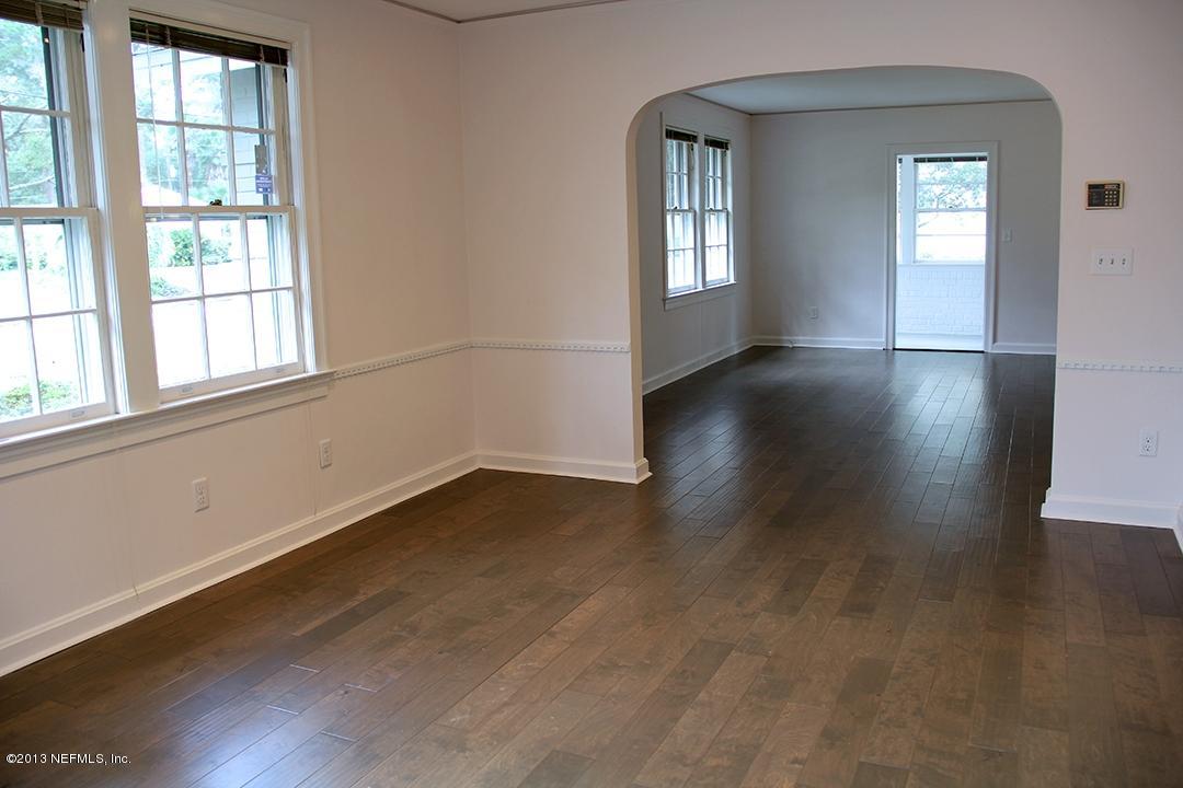 1327 Pinetree Road Jacksonville, FL 32207 - Photo 14 of 17 IMG_6035