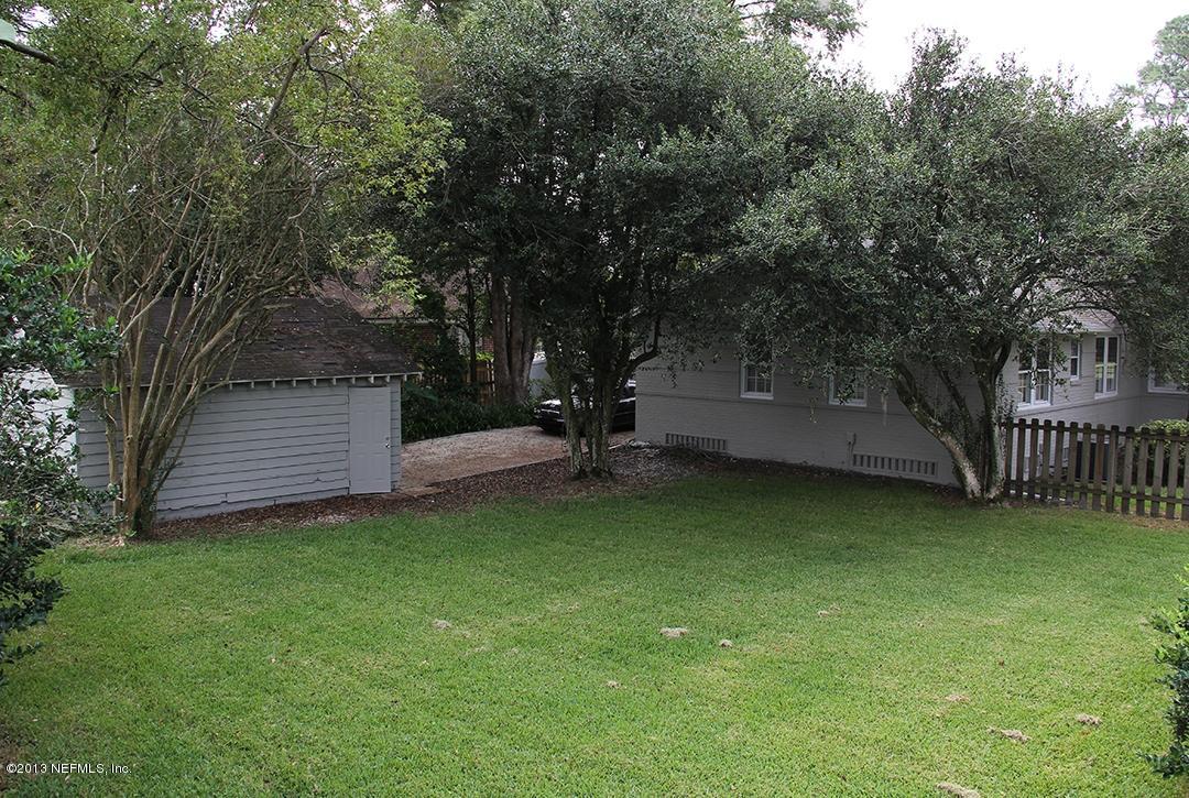 1327 Pinetree Road Jacksonville, FL 32207 - Photo 15 of 17 IMG_6042