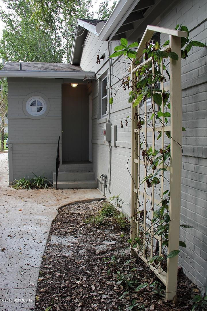 1327 Pinetree Road Jacksonville, FL 32207 - Photo 16 of 17 IMG_6043