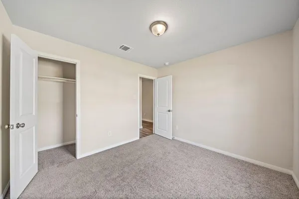 $1,895 | 103 Bering Drive, Huntsville, TX 77320